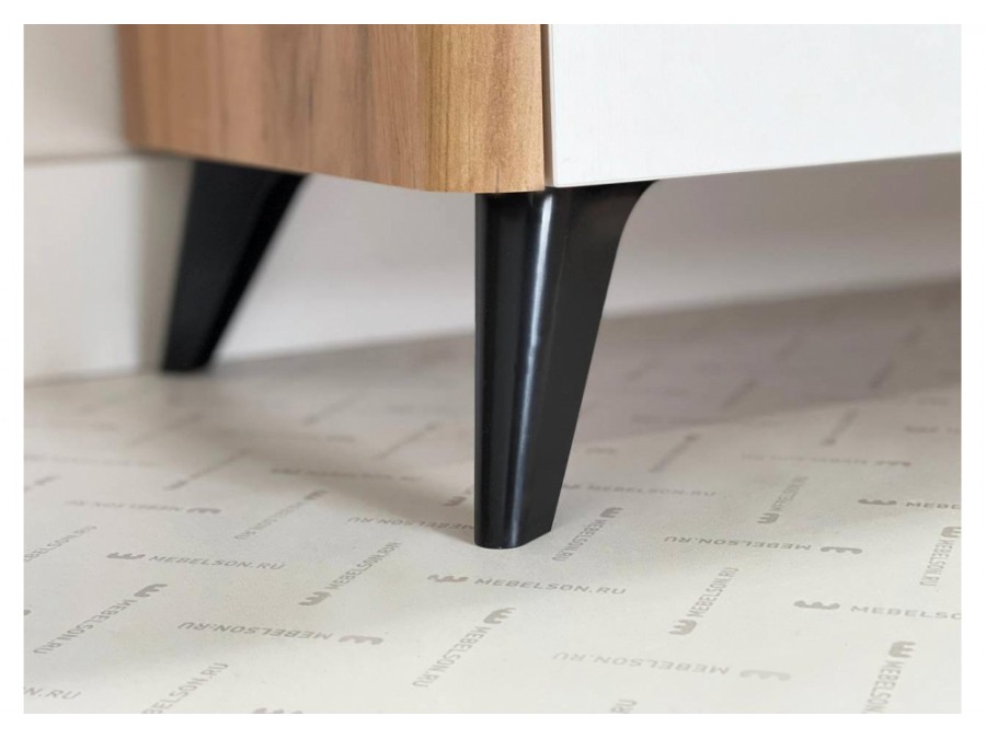 Адам дуб крафт золотой / белое дерево