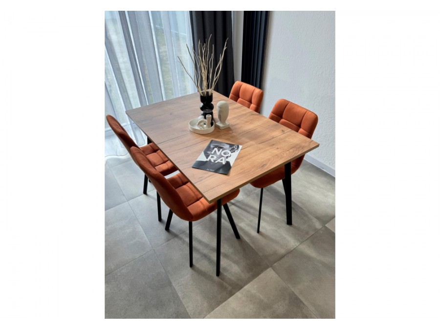 Кортни 117 (157) x 77 дуб крафт золотой / черный матовый