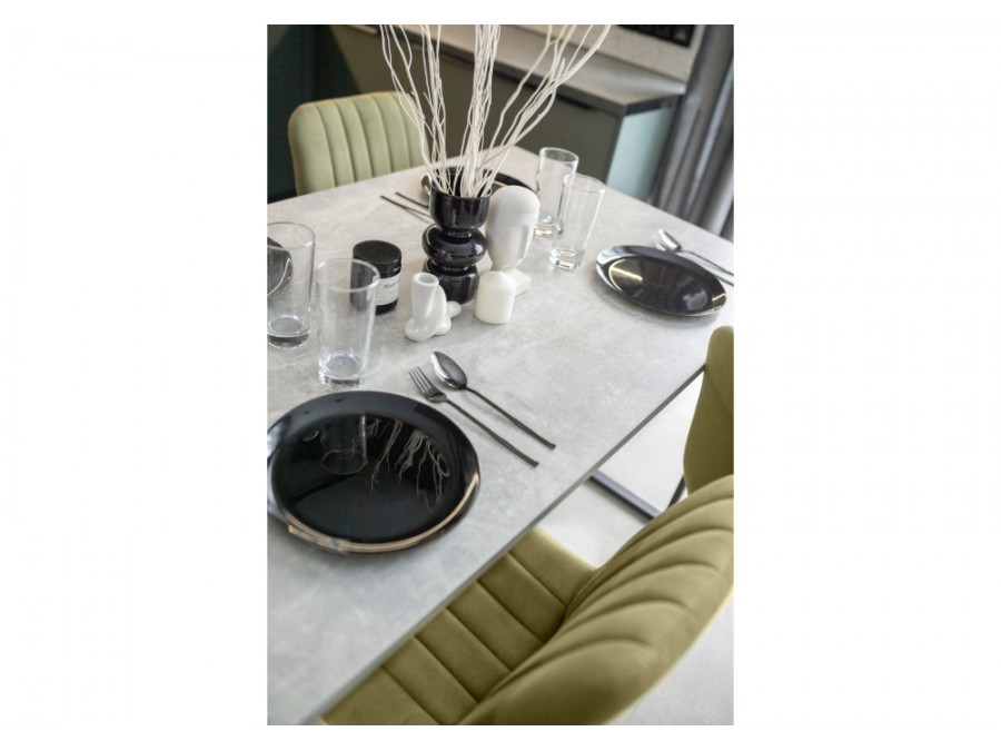 Лиман 140 х 80 бетон светлый / черный матовый