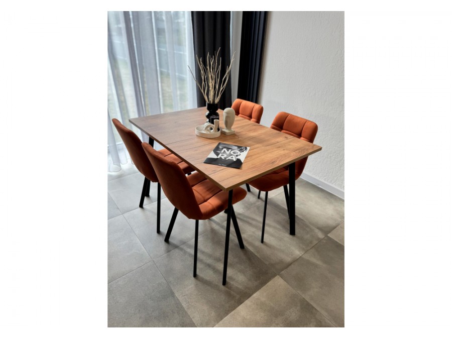 Кортни 117 (157) x 77 дуб крафт золотой / черный матовый