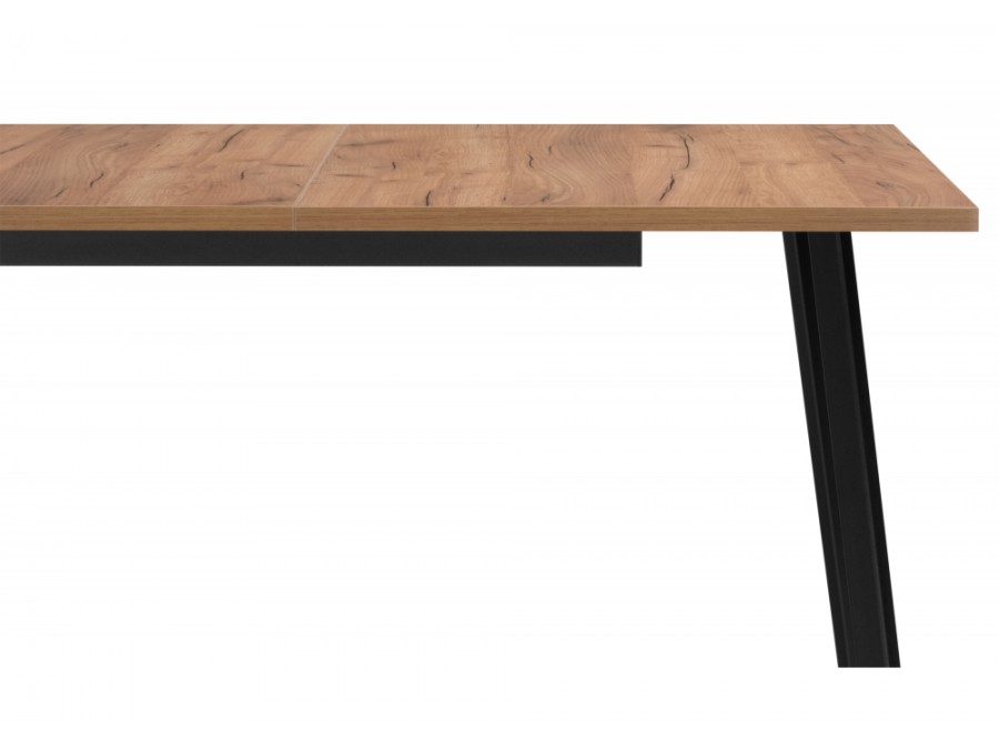 Кортни 117 (157) x 77 дуб крафт золотой / черный матовый