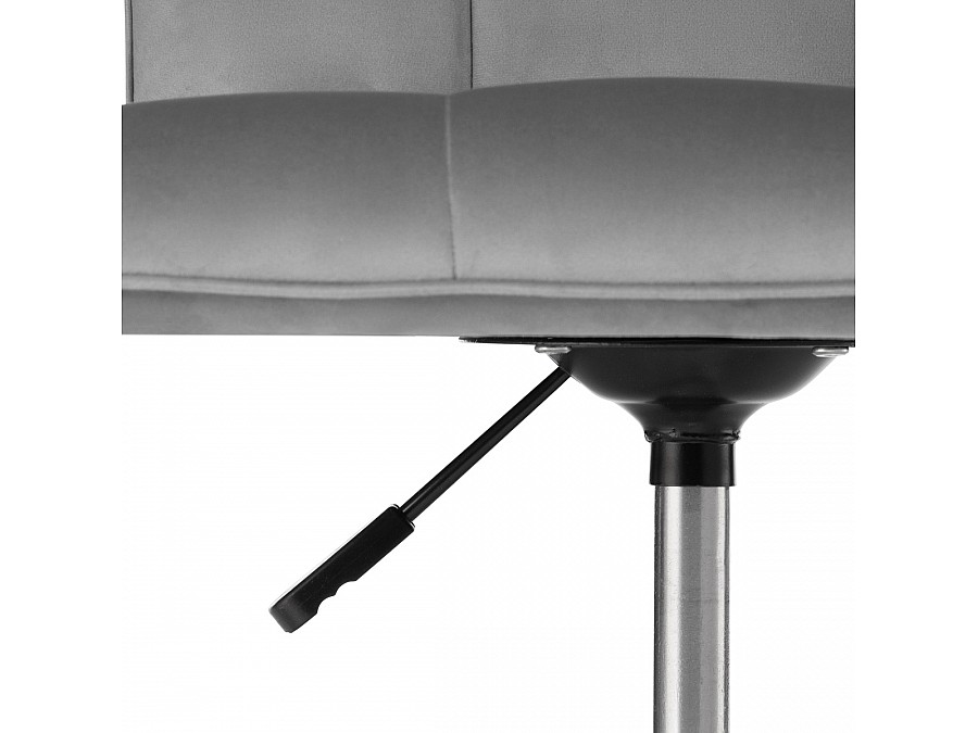 Офисное кресло Квадро темно-серое / хром