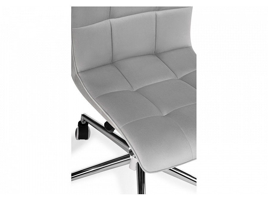 Офисное кресло Квадро светло-серое / хром