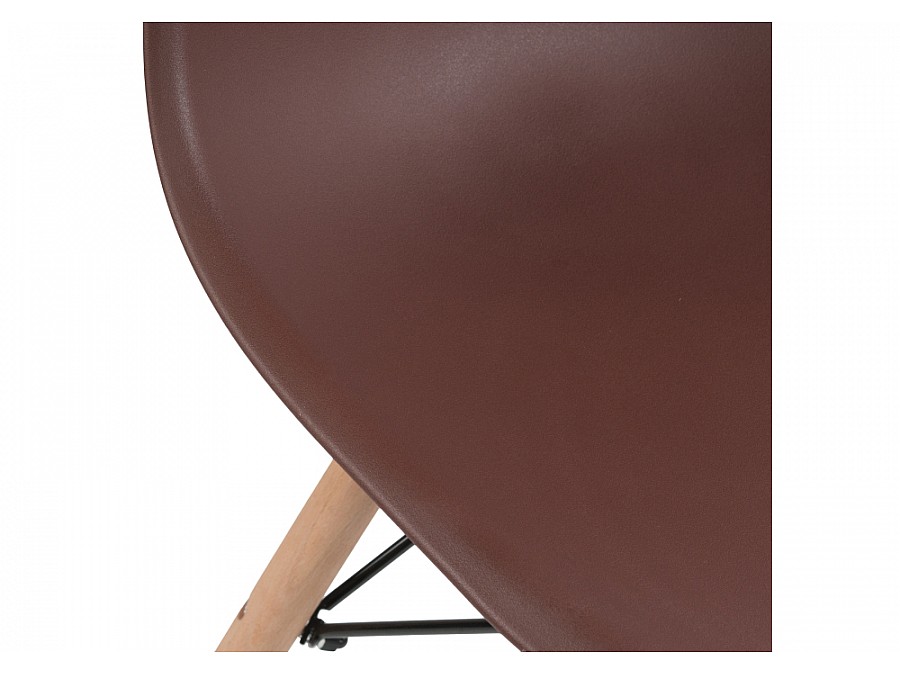 Пластиковый стул Eames PC-015 brown