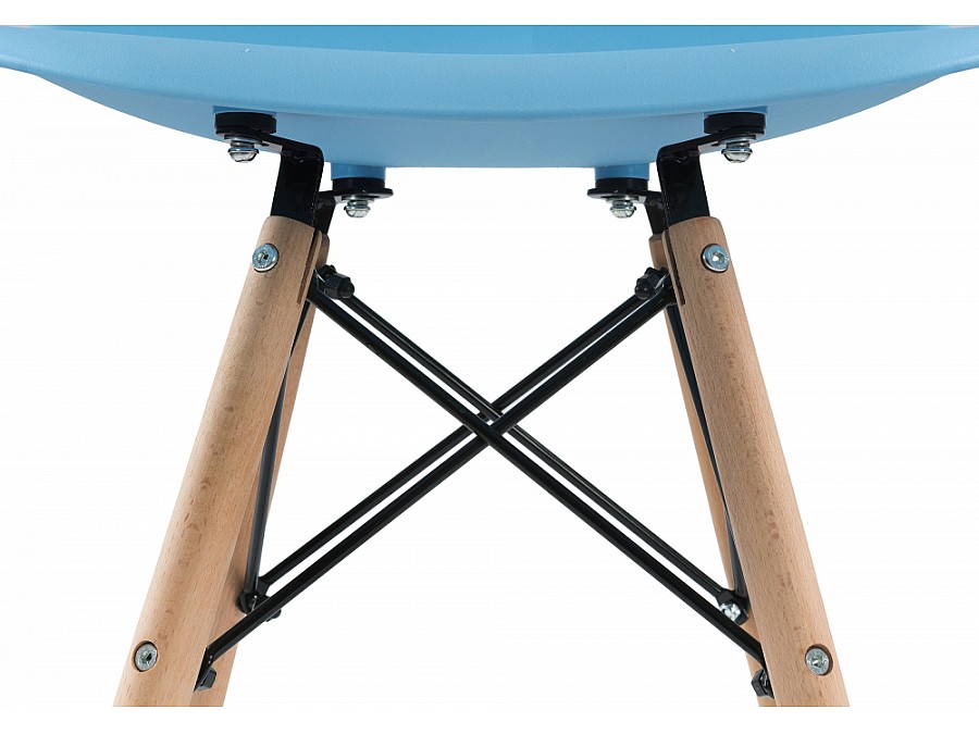 Eames PC-015 blue