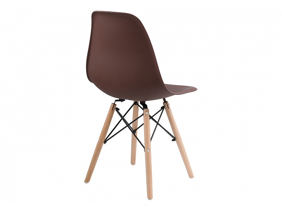 Пластиковый стул Eames PC-015 brown