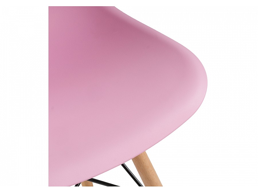 Пластиковый стул Eames PC-015 light pink