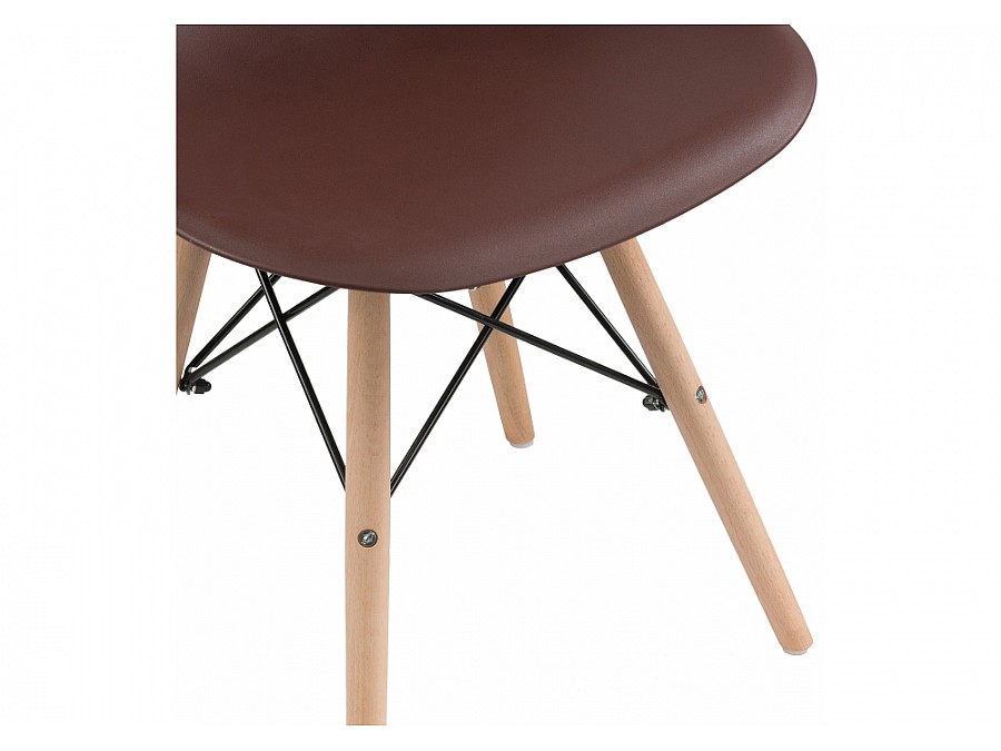 Пластиковый стул Eames PC-015 brown
