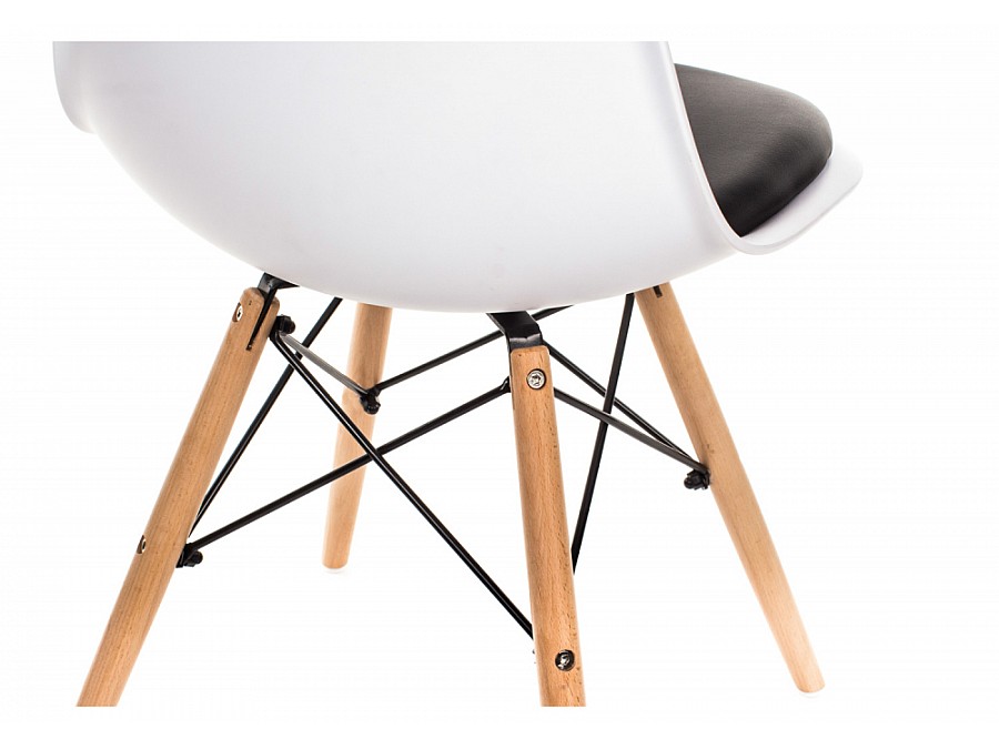 Eames PC-011 белый / черный