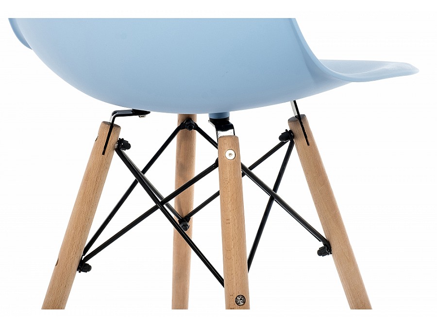 Eames PC-015 blue