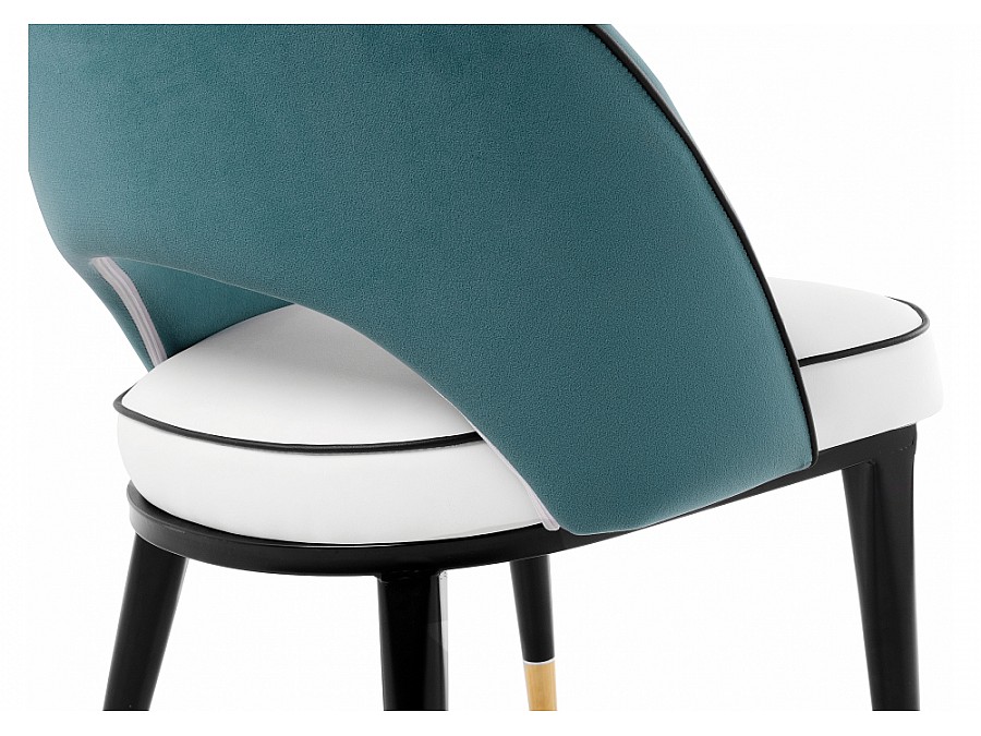 на металлокаркасе Bard white / green