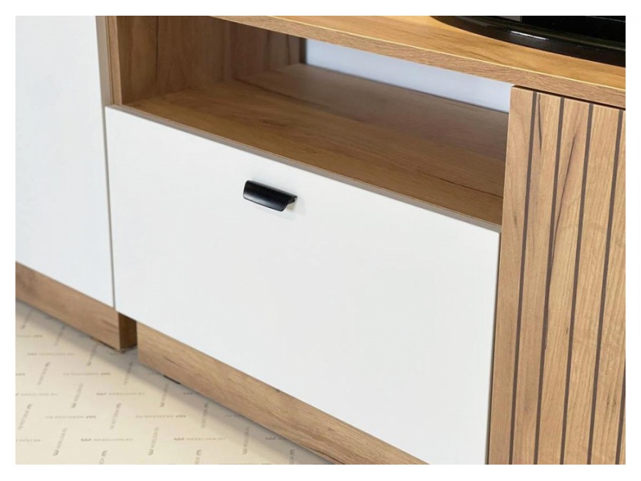 Моди дуб крафт золотой / белое дерево