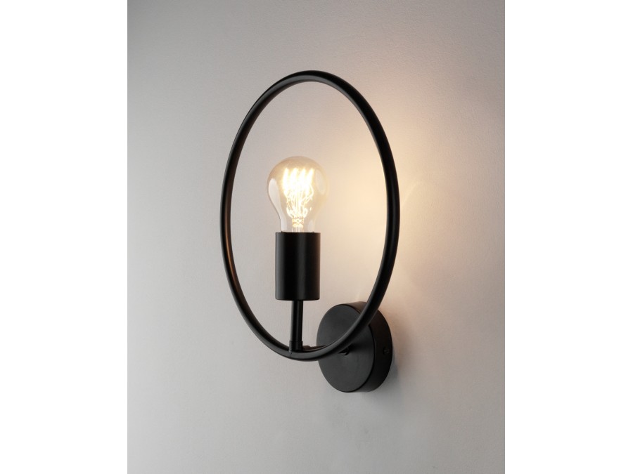 Светильник настенный Moderli V11582-1W Sachara