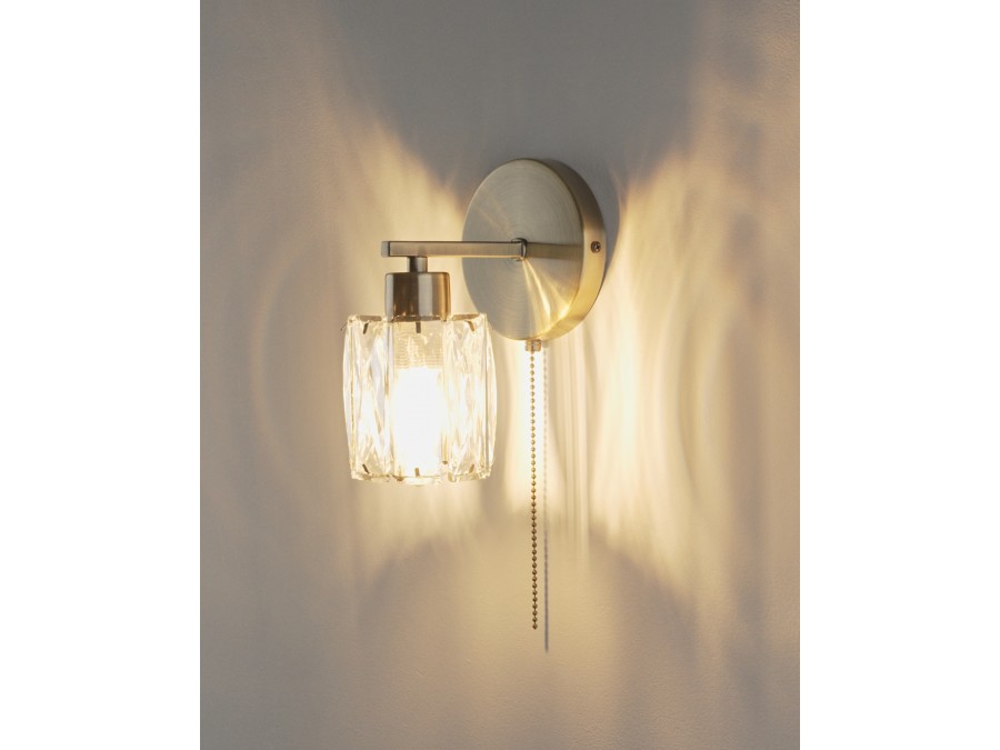 Светильник настенный Moderli V11710-1W Prismique