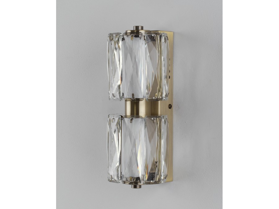 Светильник настенный светодиодный Moderli V11711-WL Prismique