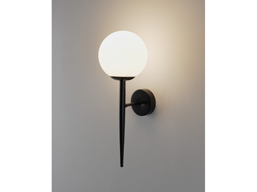 Светильник настенный Moderli V11562-1W Scrumbel