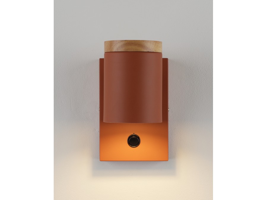 Светильник настенный Moderli V11293-1W Asheswood