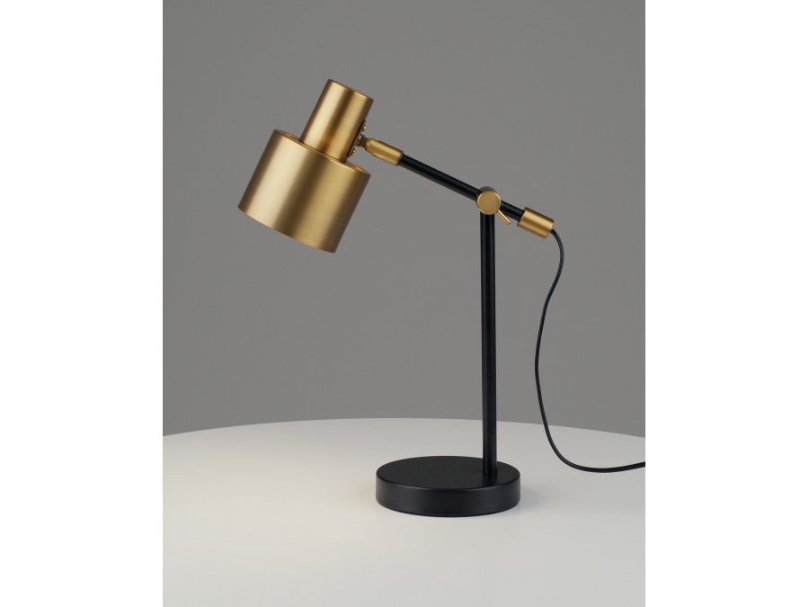 Лампа настольная Moderli V11266-1T Artis