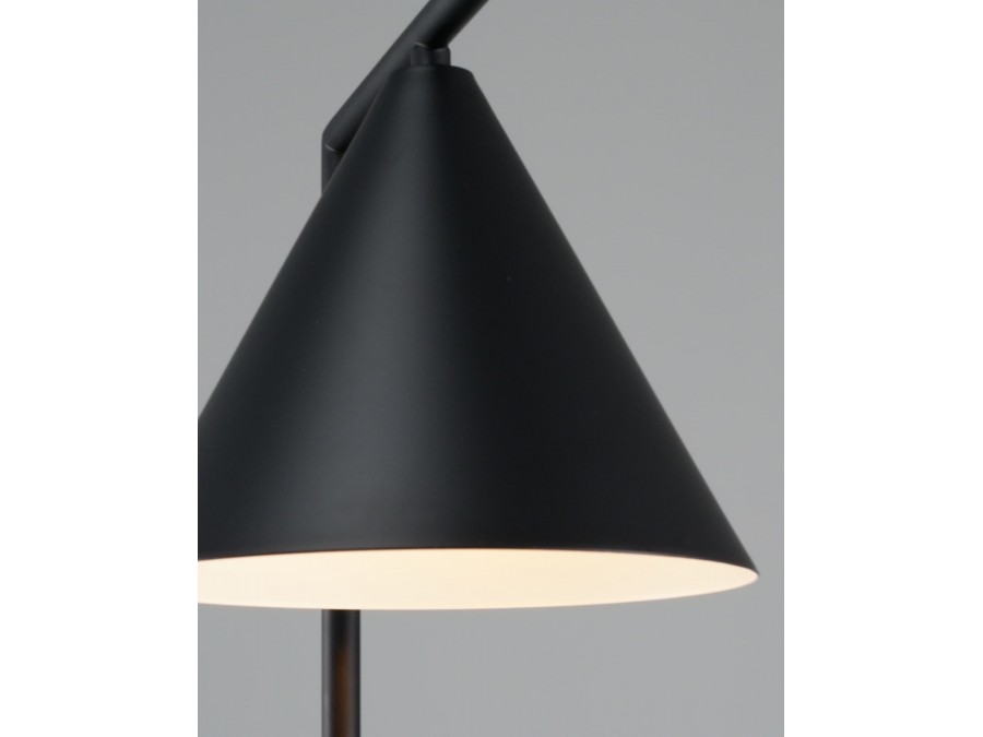 Лампа настольная Moderli V11594-1T Omaha