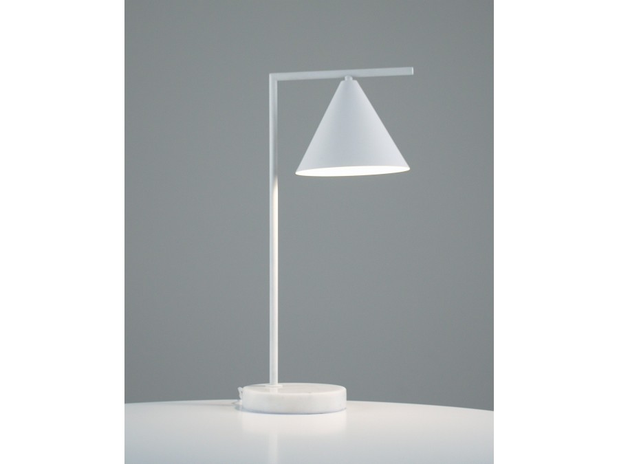 Лампа настольная Moderli V11596-1T Omaha