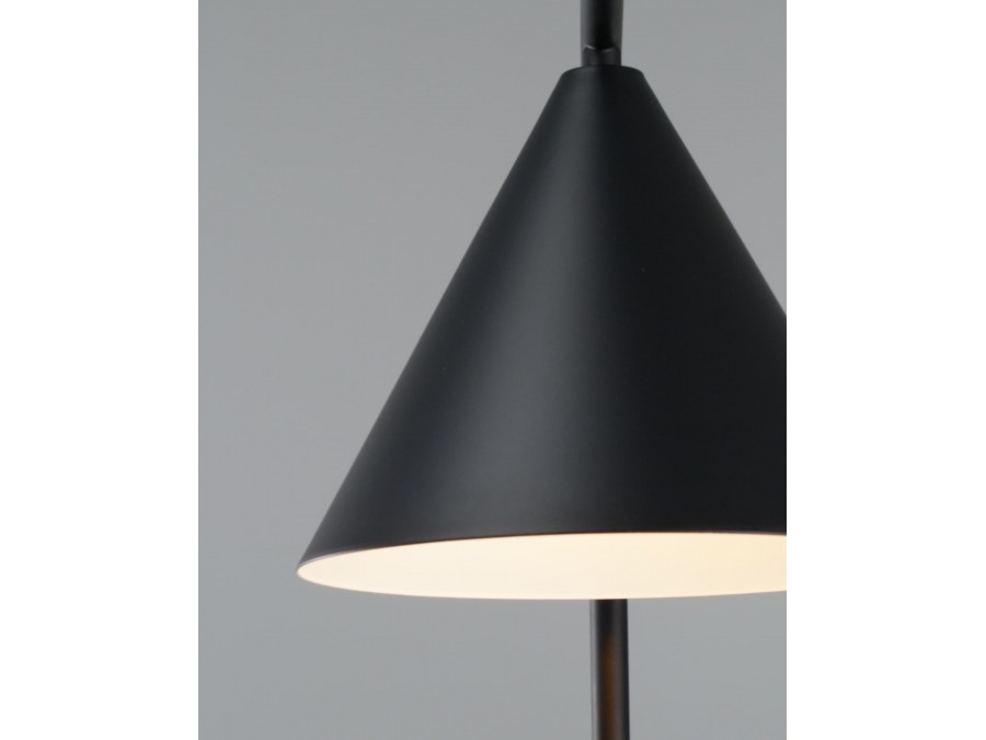 Лампа настольная Moderli V11594-1T Omaha