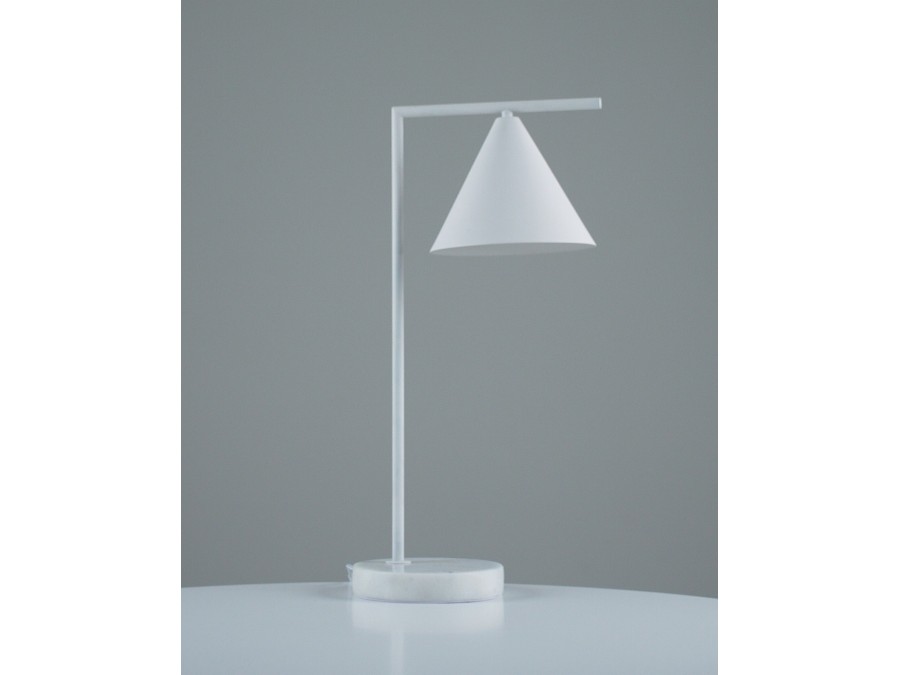 Лампа настольная Moderli V11596-1T Omaha