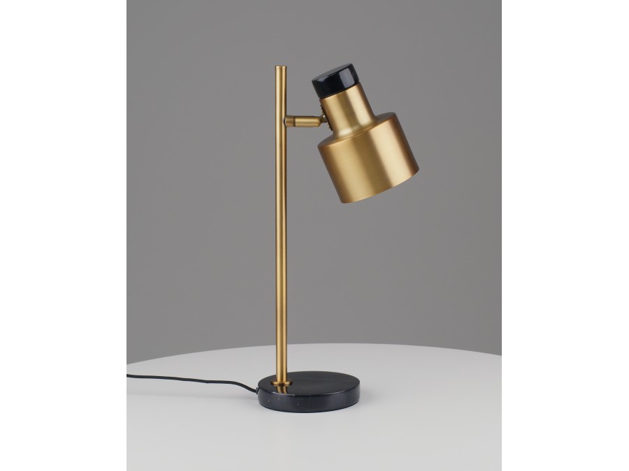 Лампа настольная Moderli V11307-1T Goldy