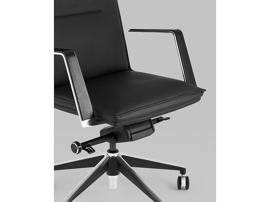 Кресло офисное TopChairs Arrow черный