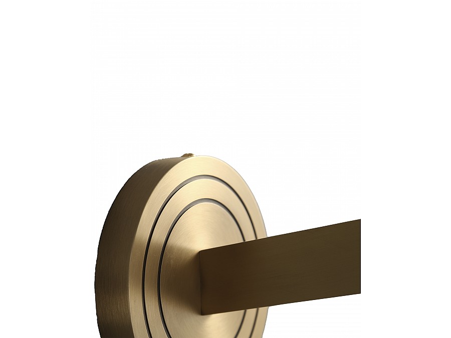 Светильник настенный Moderli V11015-1W Brass