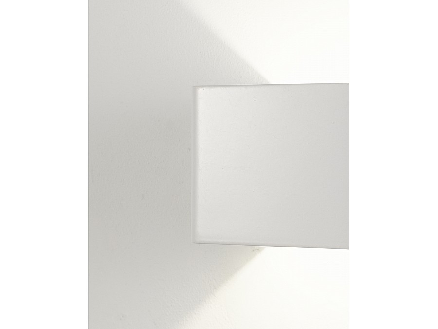 Светодиодный настенный светильник Moderli V1870-WL Slim LED*5W