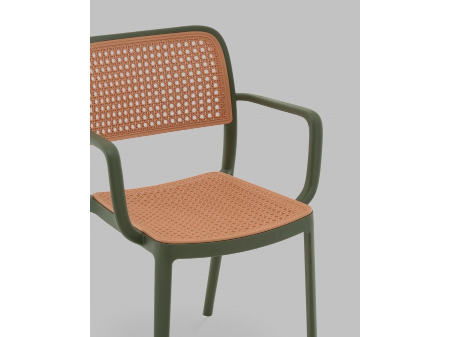 Стул Yona пластиковый с подлокотниками зелёный