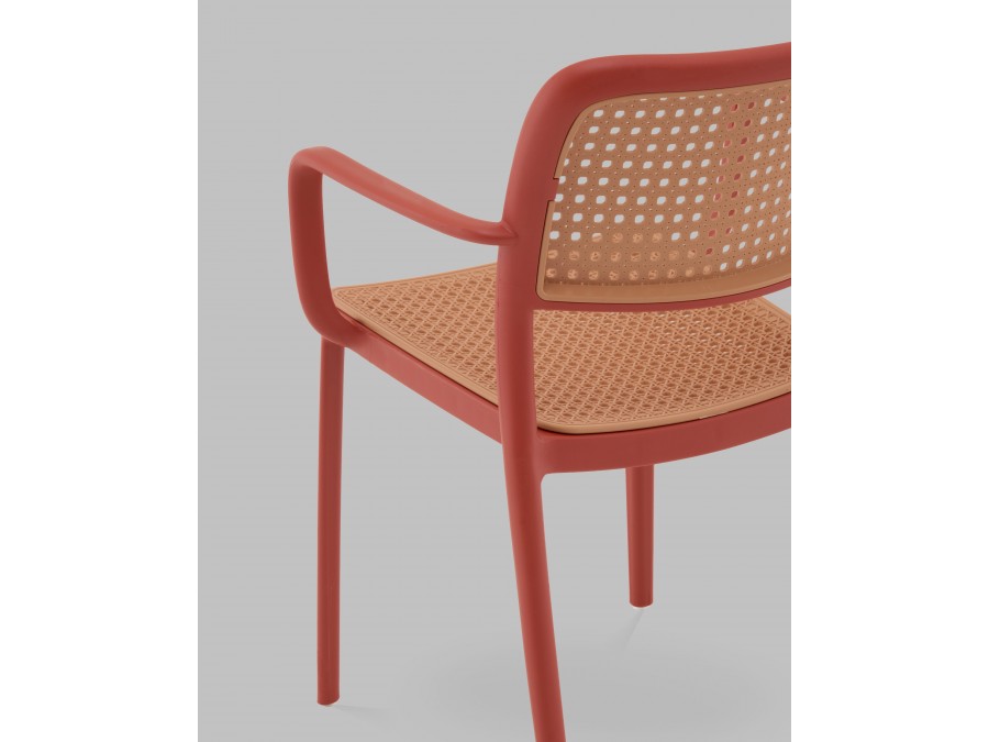 Стул Yona пластиковый с подлокотниками красный