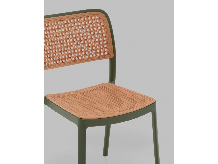 Стул Yona пластиковый зелёный