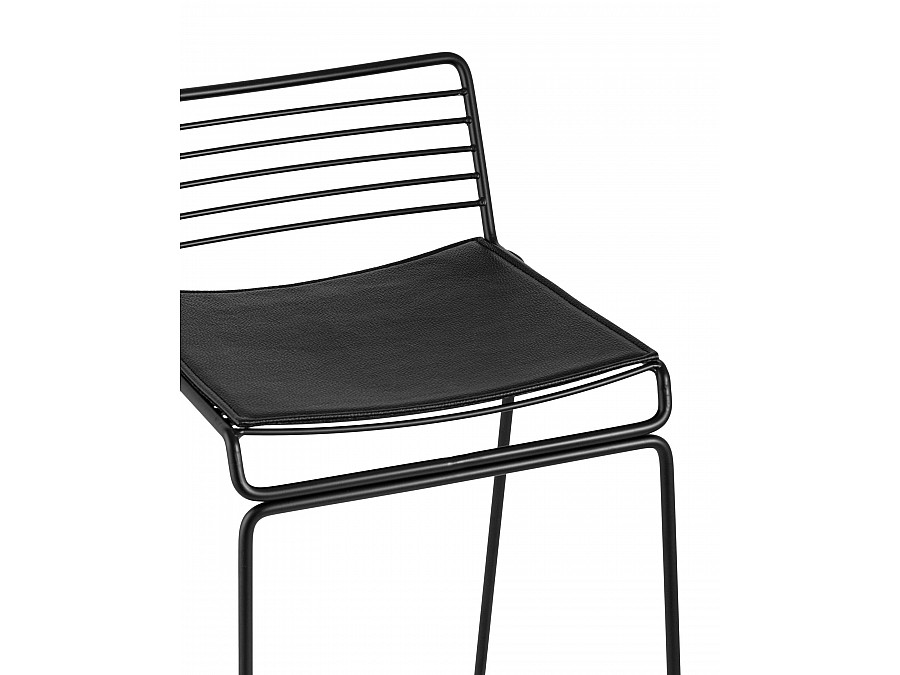 Стул полубарный Danny черный с черной подушкой