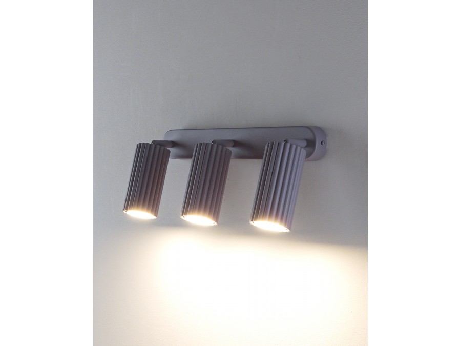 Спот Moderli V11778-3C Cora