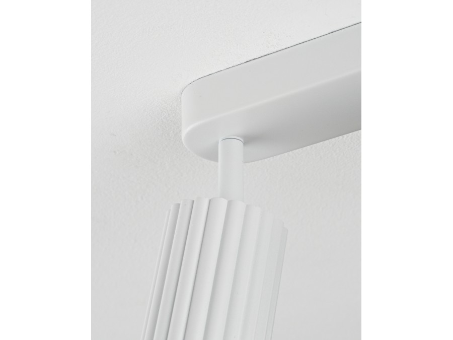 Спот Moderli V11776-3C Cora