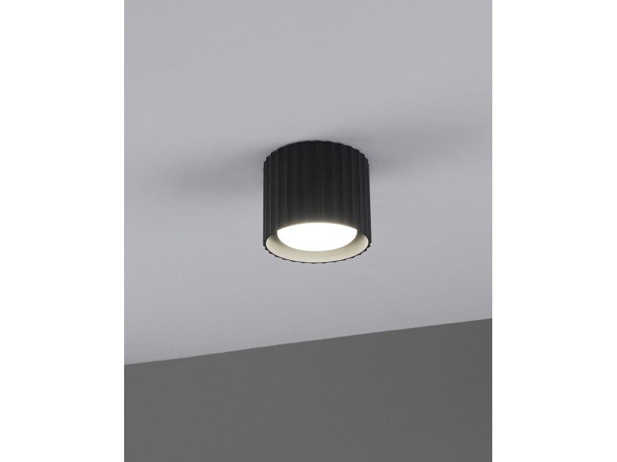 Спот Moderli V11891-1C Cora