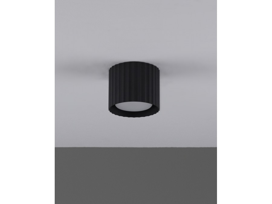 Спот Moderli V11891-1C Cora