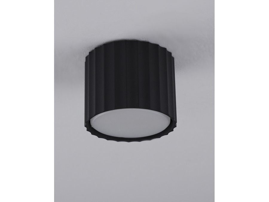 Спот Moderli V11883-1C Cora