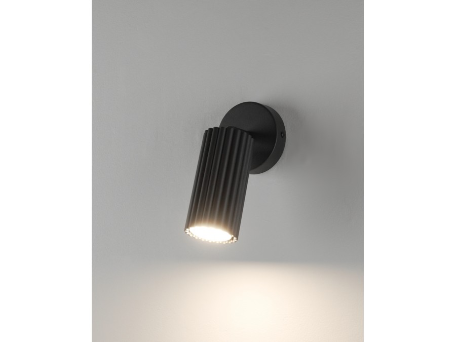 Спот Moderli V11771-1C Cora