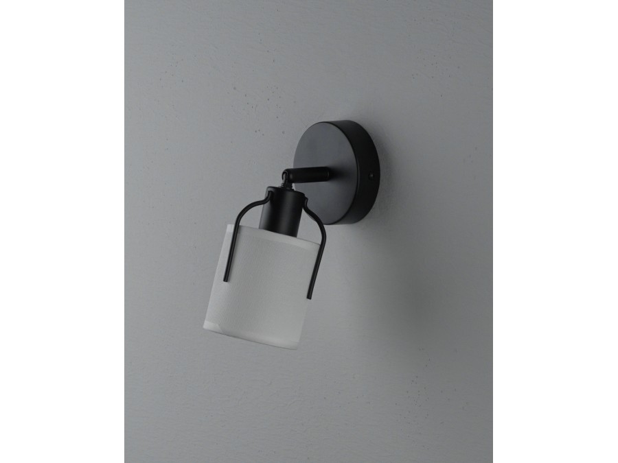 Спот Moderli V11846-1W Inari