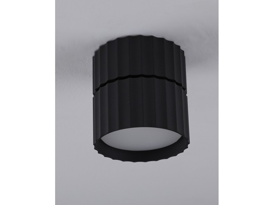 Спот Moderli V11899-1C Cora