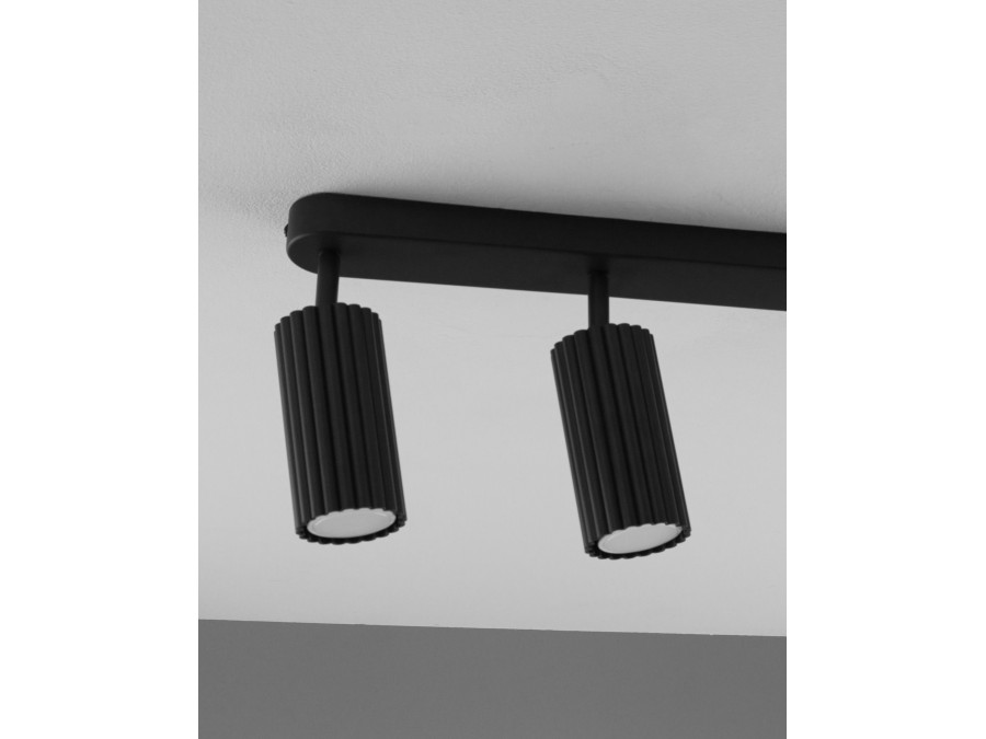 Спот Moderli V11775-3C Cora