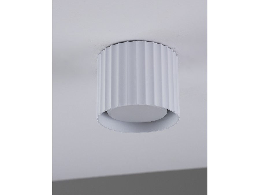 Спот Moderli V11892-1C Cora