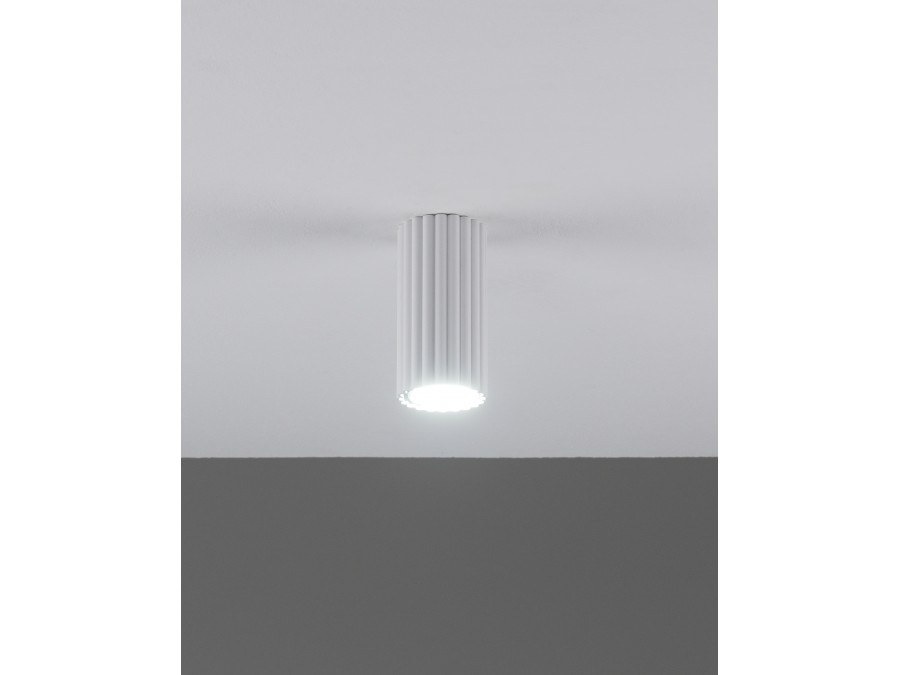 Спот Moderli V11888-1C Cora