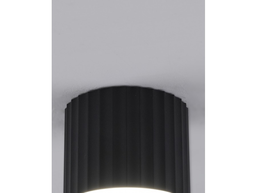 Спот Moderli V11891-1C Cora