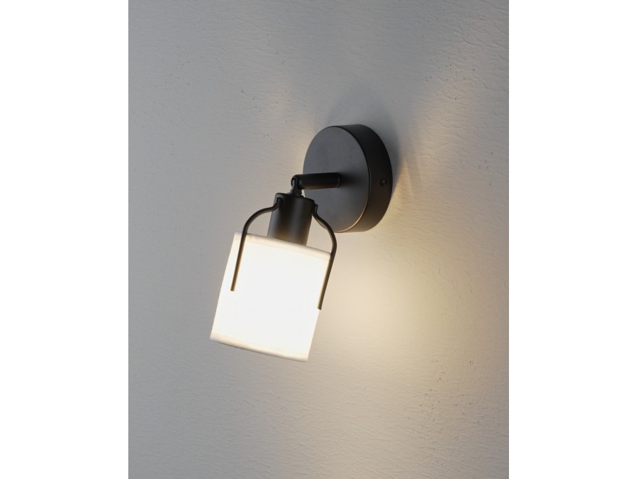 Спот Moderli V11846-1W Inari