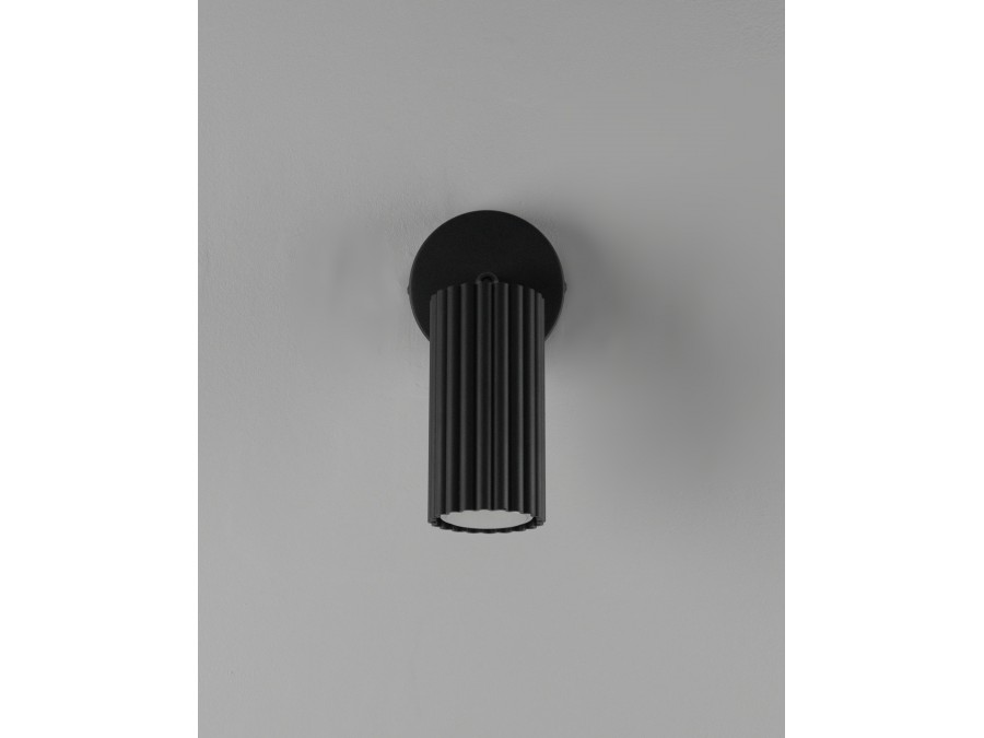 Спот Moderli V11771-1C Cora