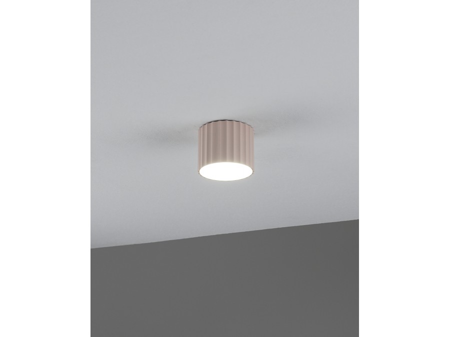 Спот Moderli V11885-1C Cora