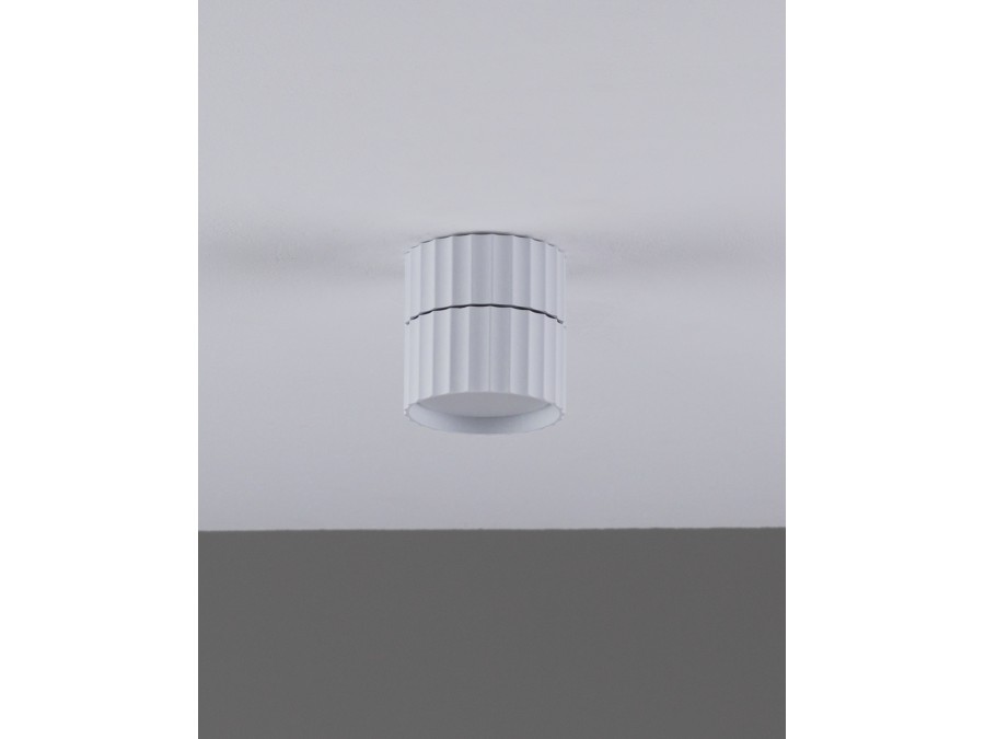 Спот Moderli V11900-1C Cora